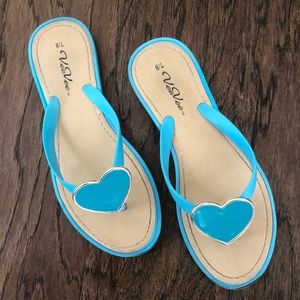 Veevee Women Sandals